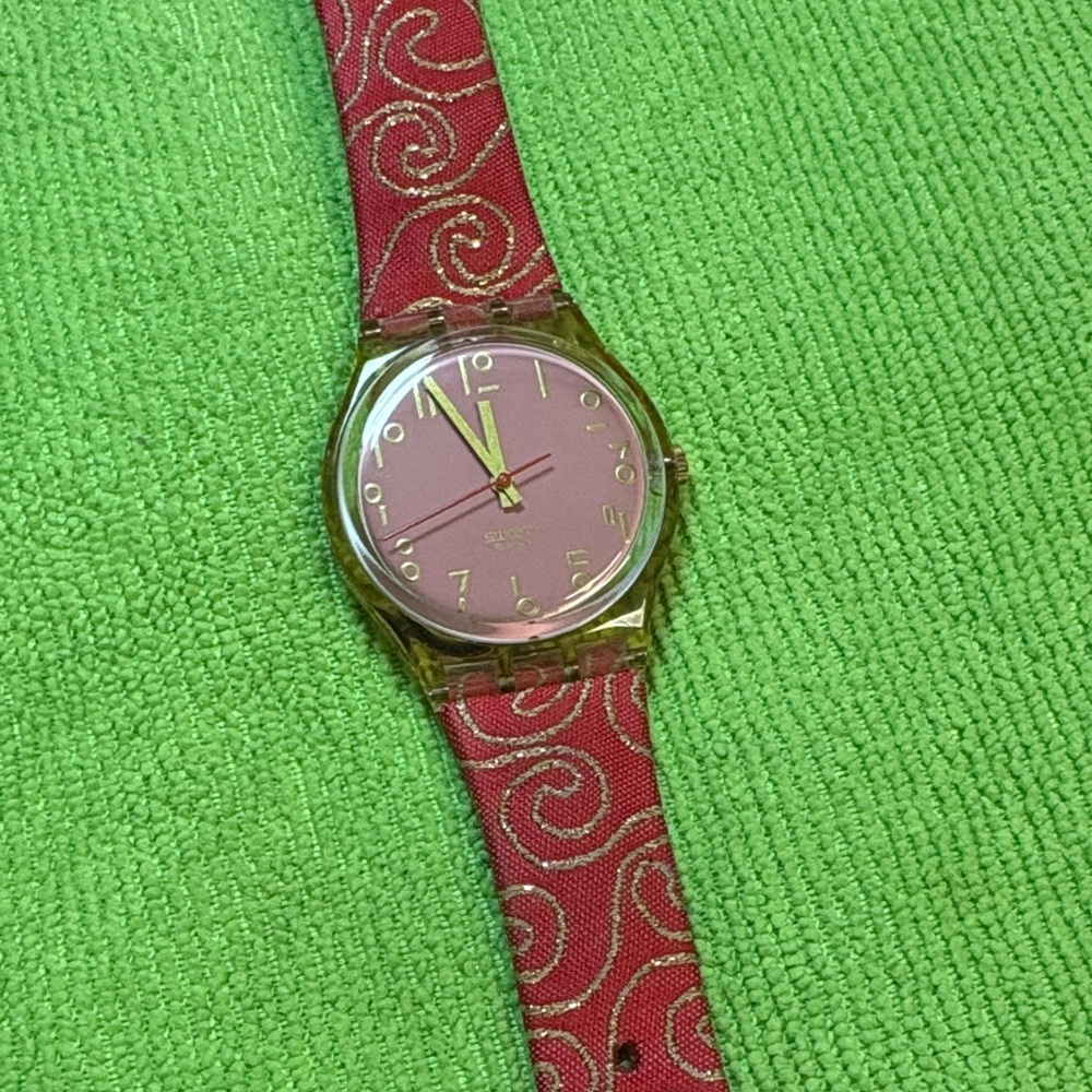 Coral pink Swirl Pattern Swatch Watch - Picture 3 of 12